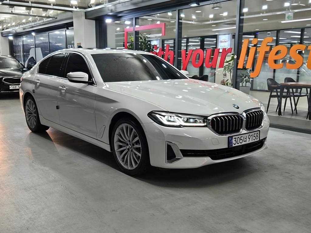 BMW 5시리즈 5시리즈 (G30) 530i xDrive 럭셔리 이미지 1