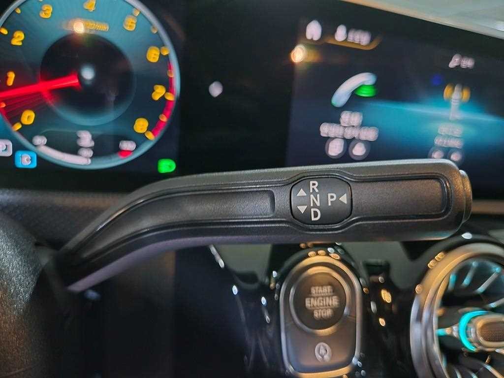 벤츠 A 클래스 A클래스 W177 A220 세단 이미지 12