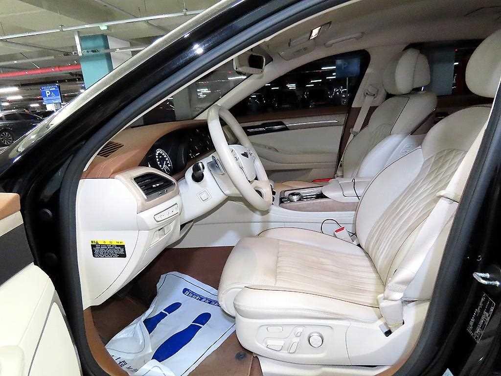 제네시스 G90 3.8 GDI AWD 럭셔리 이미지 1