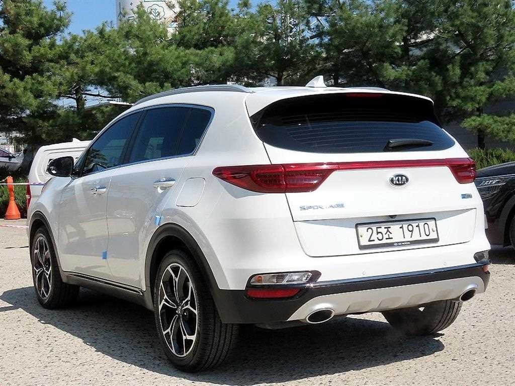 기아 스포티지 스포티지 더 볼드 2.0 디젤 2WD 인텔리전트 이미지 3