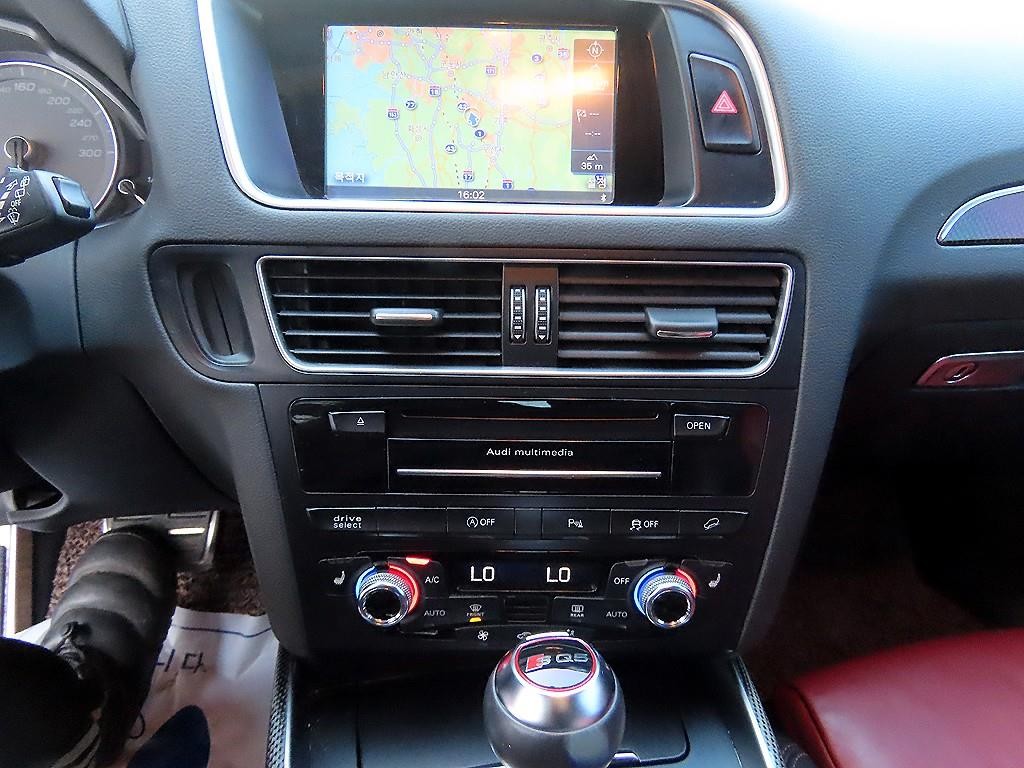 아우디 SQ5 3.0 TDI 콰트로 8R 이미지 13