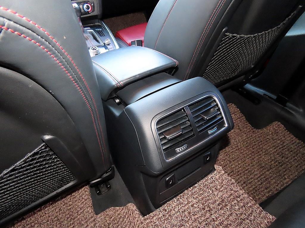 아우디 SQ5 3.0 TDI 콰트로 8R 이미지 16