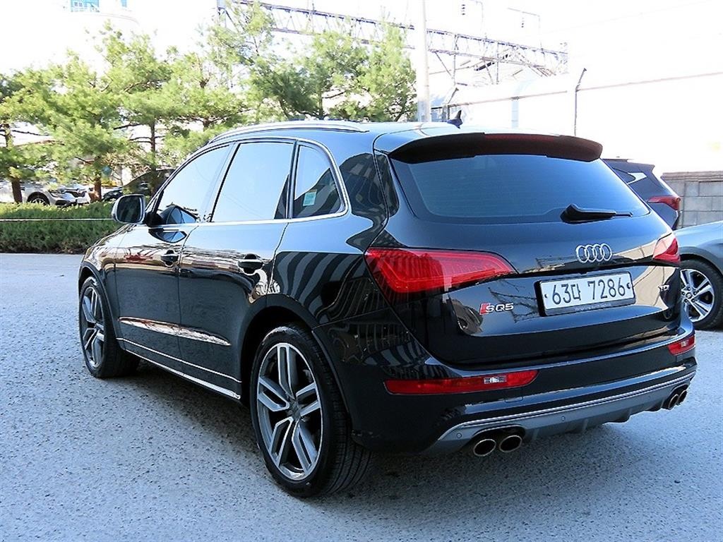 아우디 SQ5 3.0 TDI 콰트로 8R 이미지 3