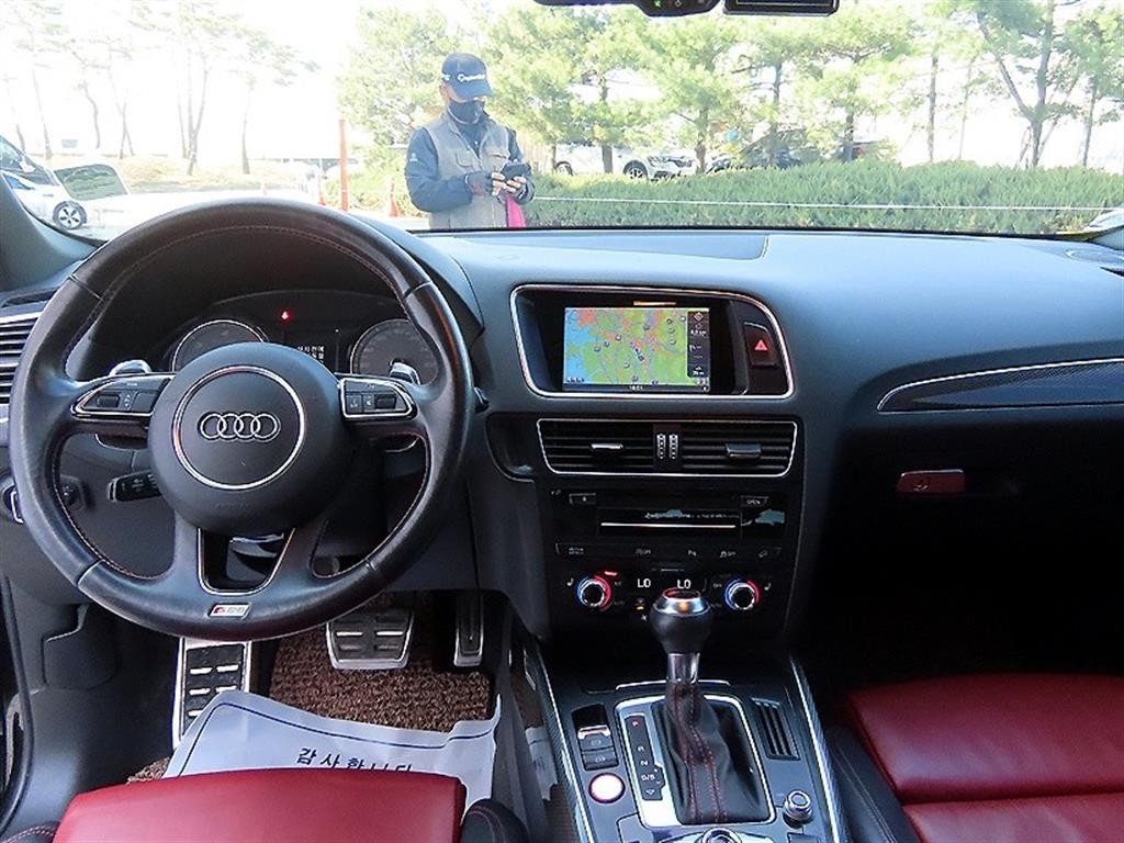 아우디 SQ5 3.0 TDI 콰트로 8R 이미지 7
