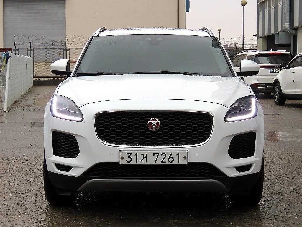 재규어 E-PACE D180 S 이미지 1