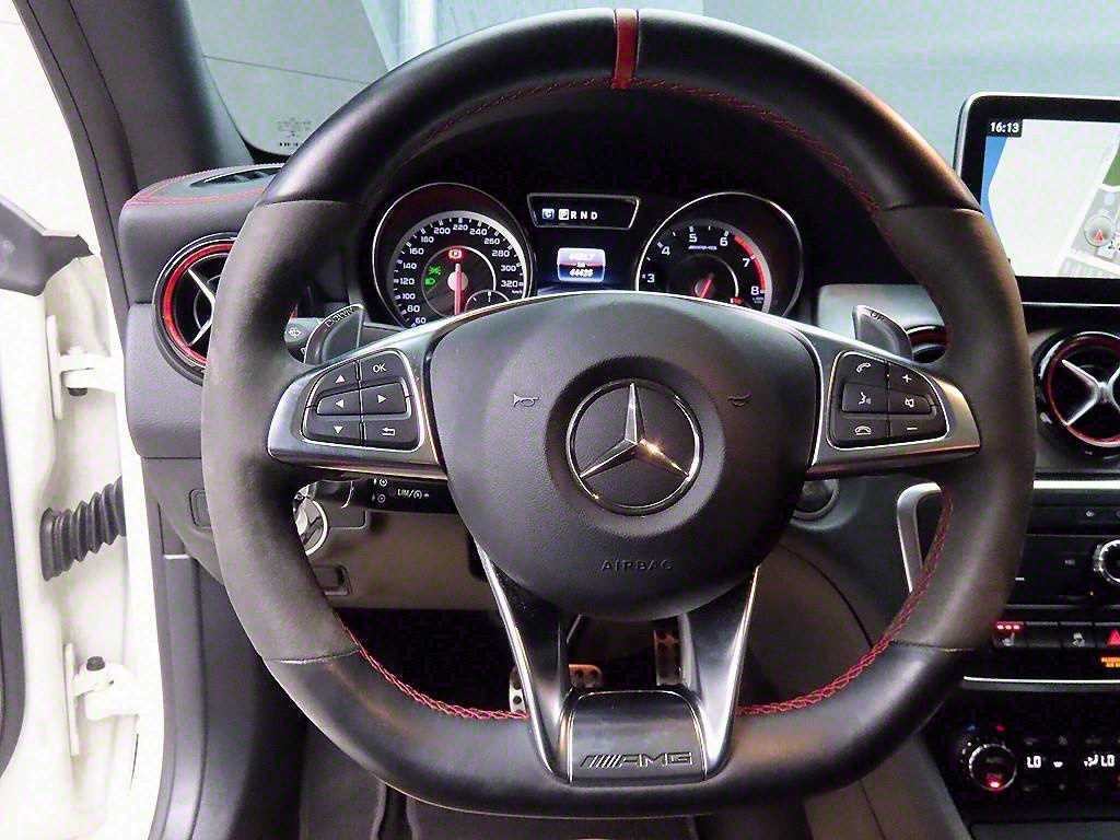 벤츠 CLA 클래스 CLA클래스 CLA 45 AMG 4MATIC 이미지 9