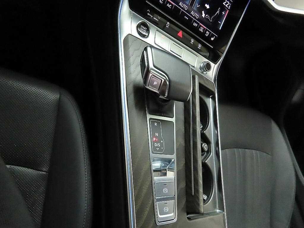 아우디 A6 A6 (C8) 45 TFSI 콰트로 프리미엄 이미지 10