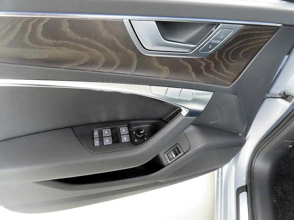 아우디 A6 A6 (C8) 45 TFSI 콰트로 프리미엄 이미지 11