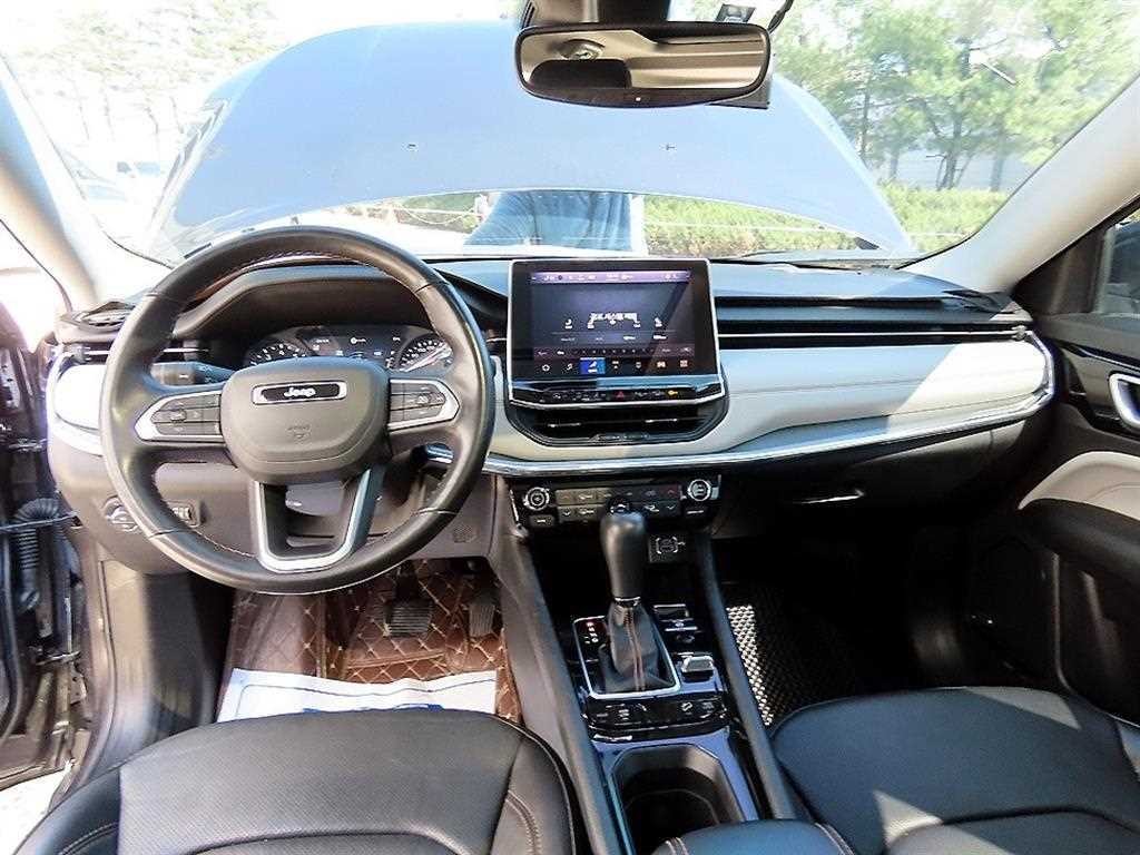 지프 컴패스 컴패스 2세대 2.4 AWD 리미티드 이미지 7