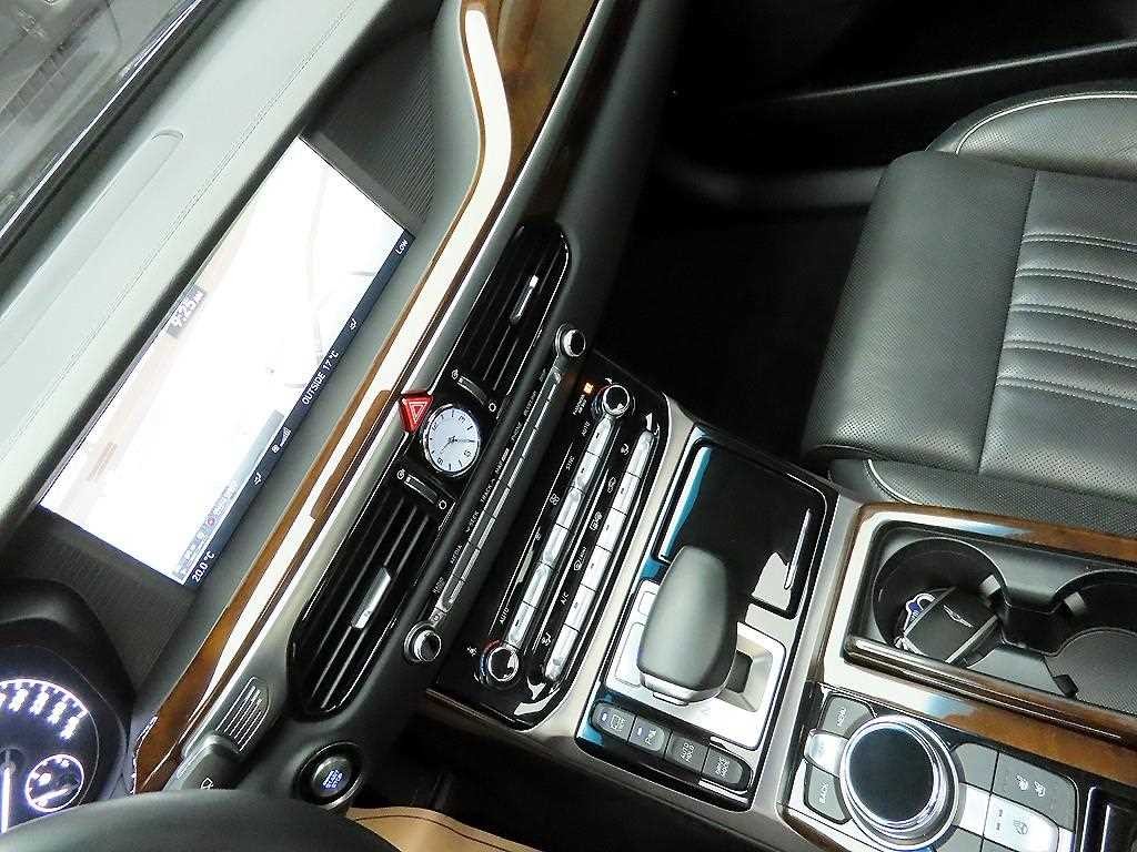 제네시스 EQ900 3.3 T-GDI AWD 프리미엄 럭셔리 이미지 16