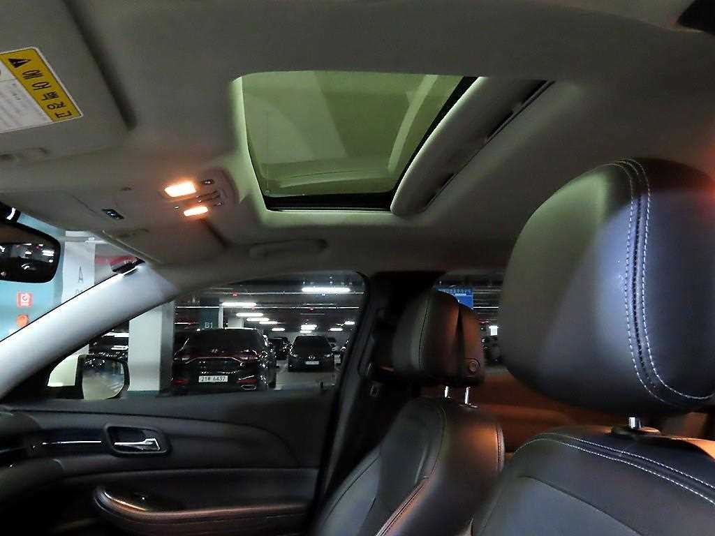 쉐보레 말리부 2.0 LT 디럭스 이미지 18