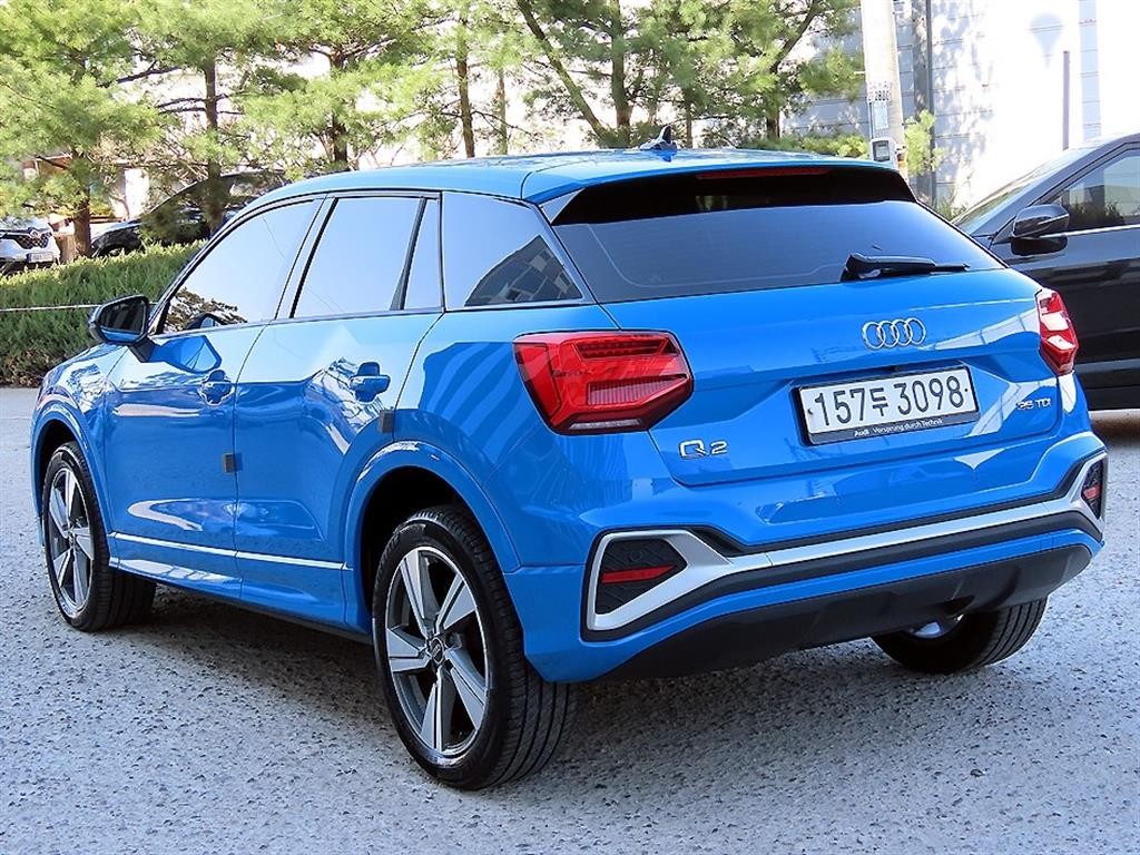 아우디 Q2 35 TDI 프리미엄 이미지 3