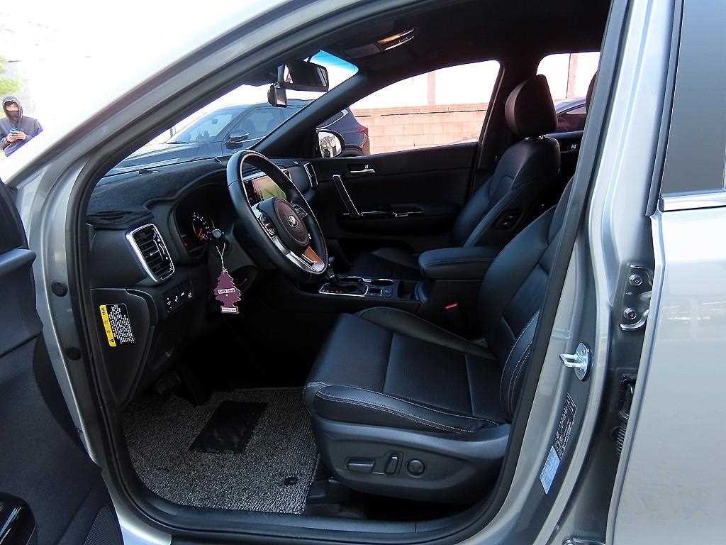 기아 스포티지 스포티지 더 볼드 2.0 가솔린 2WD 인텔리전트 이미지 5