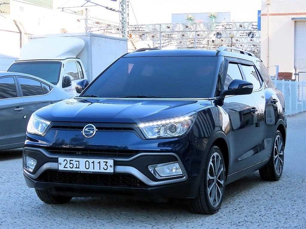 KG모빌리티(쌍용) 티볼리 티볼리 에어 2WD 디젤 1.6 RX 플러스 패키지 이미지 2