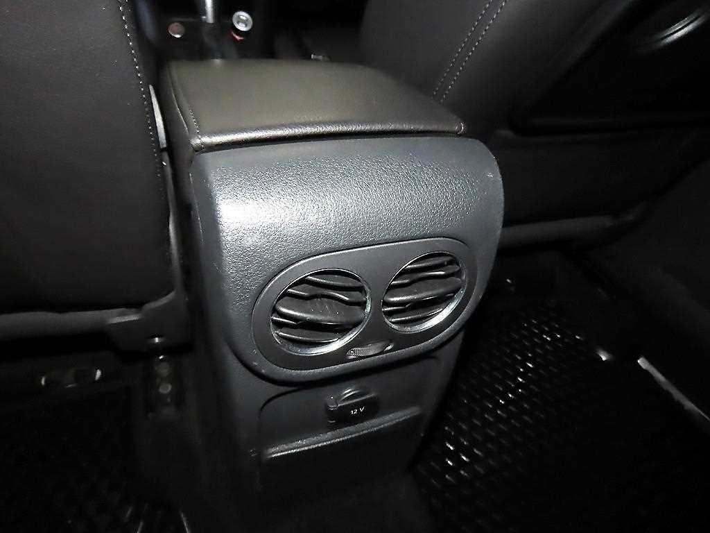 폭스바겐 티구안 뉴티구안 2.0 TDI 컴포트 이미지 16