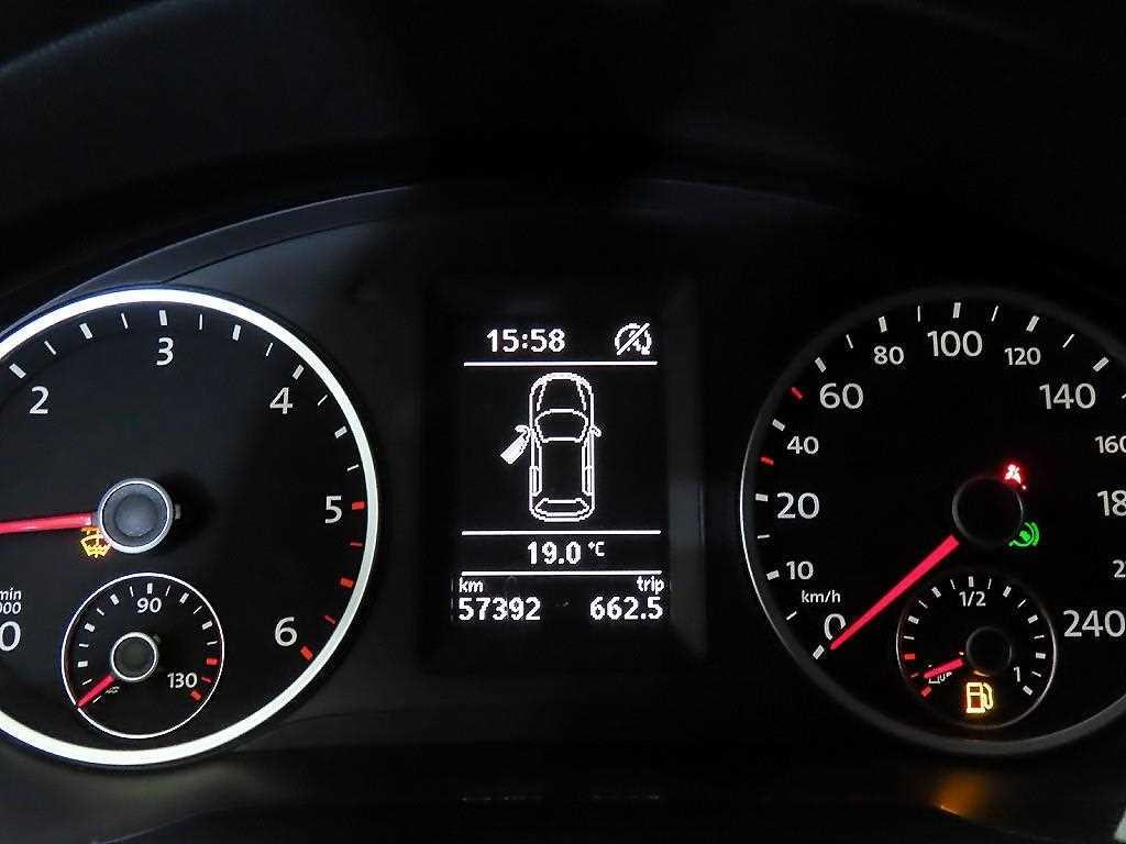 폭스바겐 티구안 뉴티구안 2.0 TDI 컴포트 이미지 9