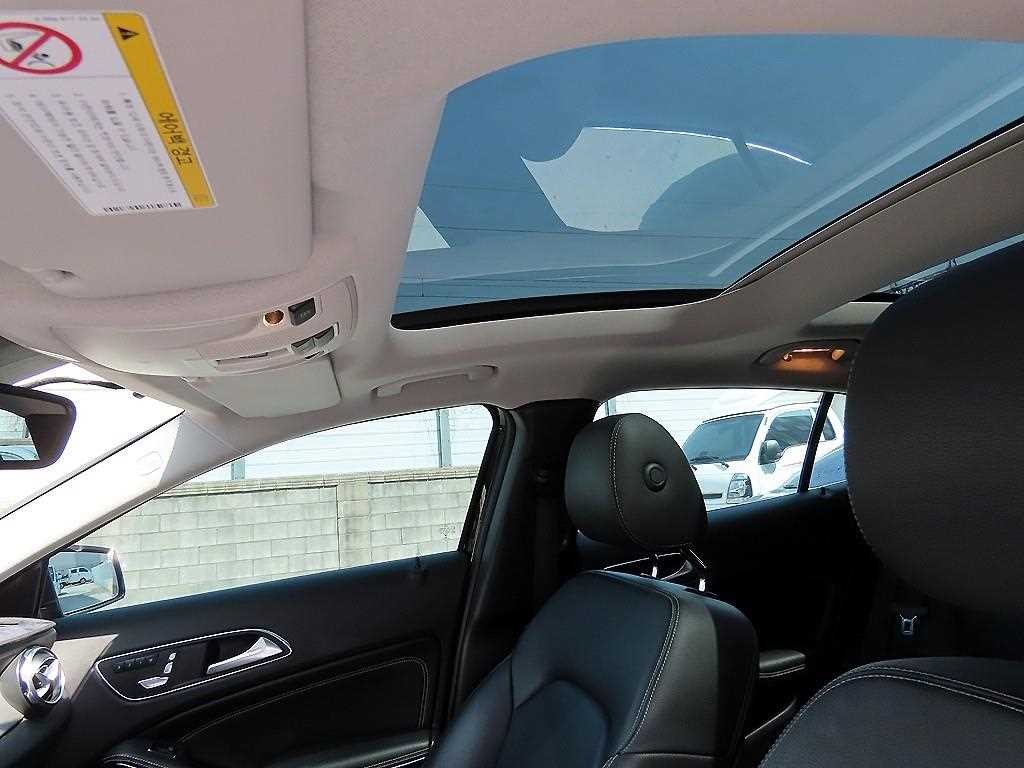 벤츠 GLA 클래스 GLA클래스 X156 GLA250 4MATIC 이미지 16