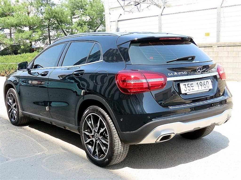 벤츠 GLA 클래스 GLA클래스 X156 GLA250 4MATIC 이미지 3