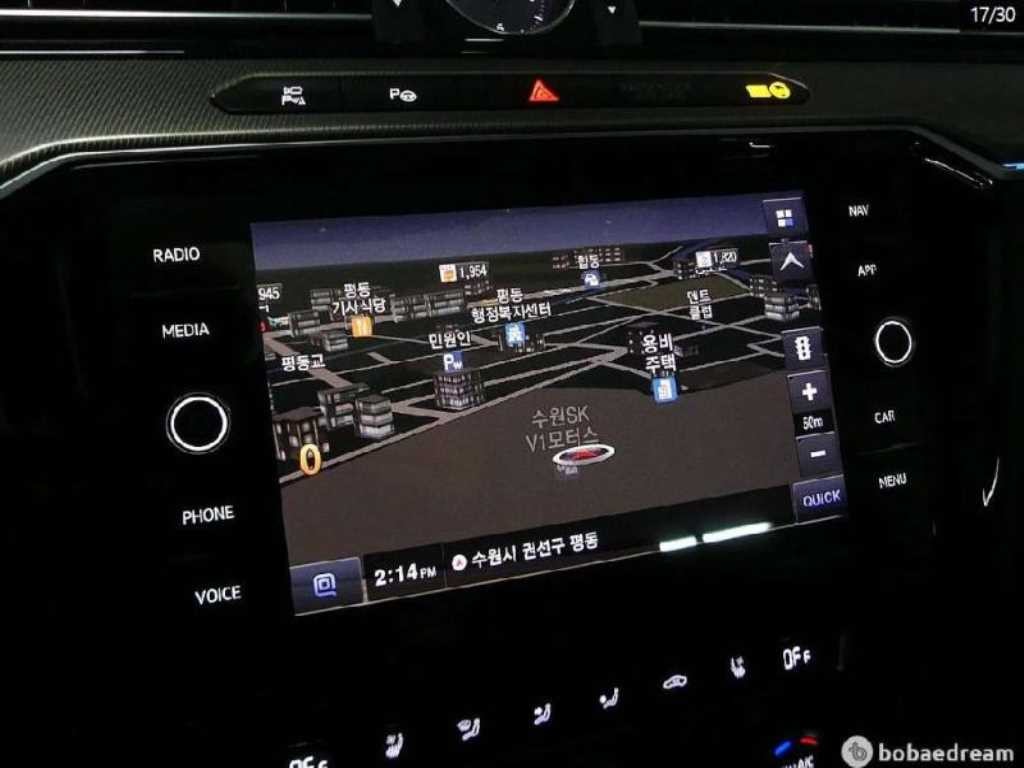 폭스바겐 아테온 2.0 TDI 엘레강스 프레스티지 이미지 14