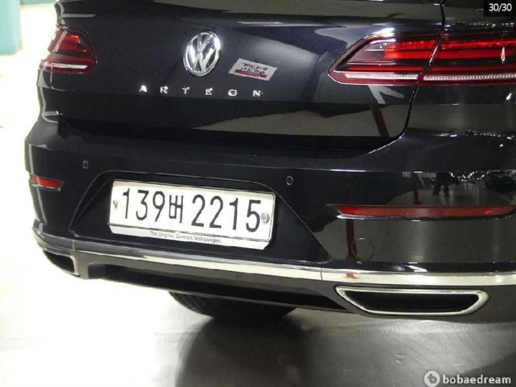 폭스바겐 아테온 2.0 TDI 엘레강스 프레스티지 이미지 3