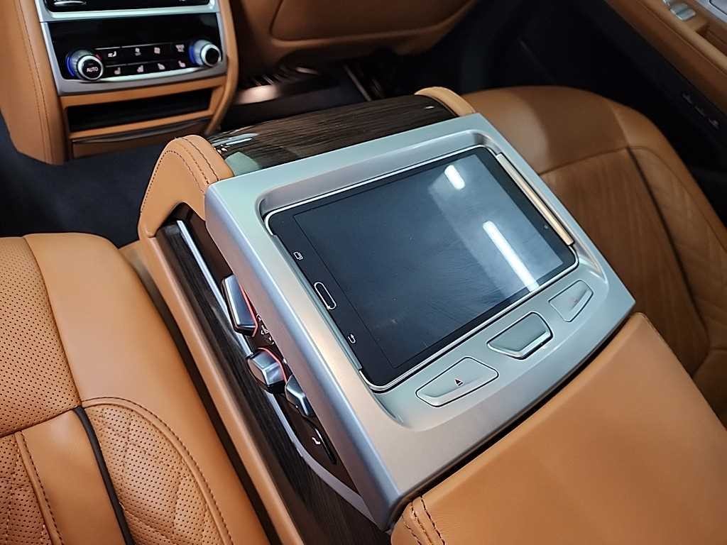 BMW 7시리즈 7시리즈 (G11) 740i 디자인 퓨어 엑설런스 이미지 14