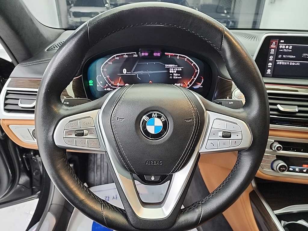 BMW 7시리즈 7시리즈 (G11) 740i 디자인 퓨어 엑설런스 이미지 9