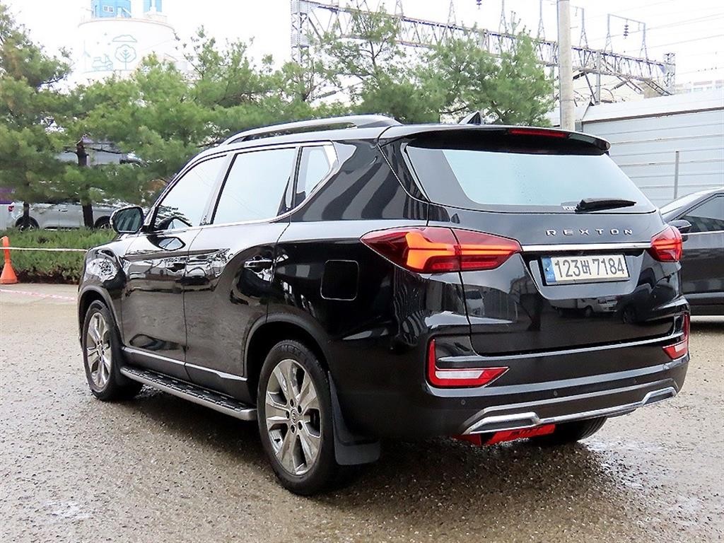KG모빌리티(쌍용) 렉스턴 올 뉴 렉스턴 (Y450) 디젤 2.2 4WD 마스터 이미지 3