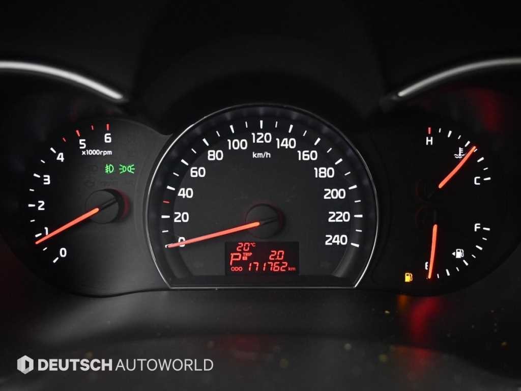 기아 쏘렌토 뉴 쏘렌토 R 2WD 2.0 럭셔리 이미지 8