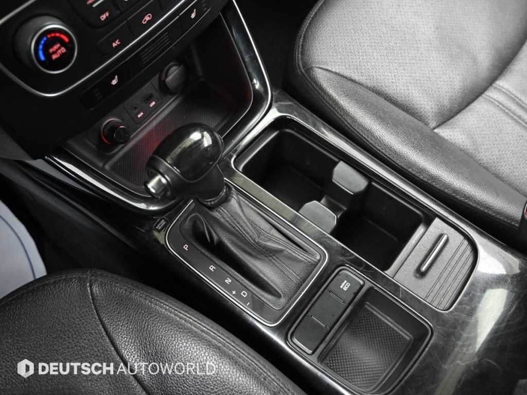 기아 쏘렌토 뉴 쏘렌토 R 2WD 2.0 럭셔리 이미지 9