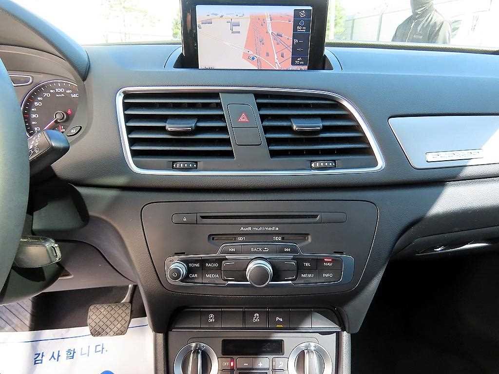 아우디 Q3 2.0 TDI 콰트로 오프로드 이미지 13