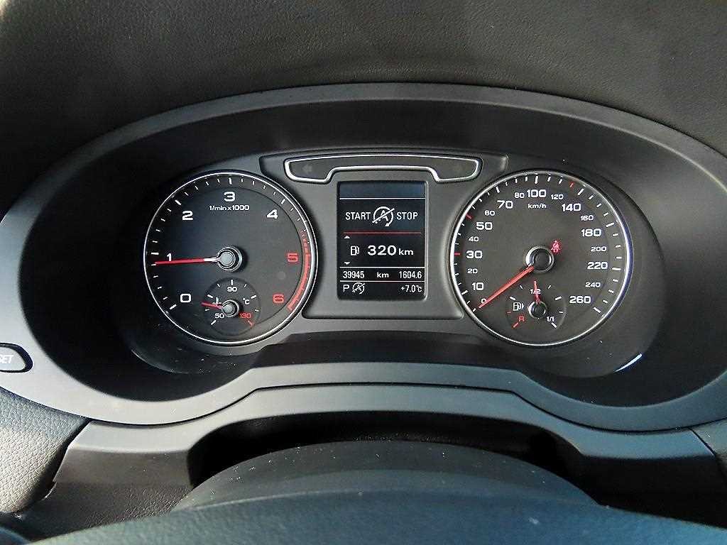 아우디 Q3 2.0 TDI 콰트로 오프로드 이미지 9