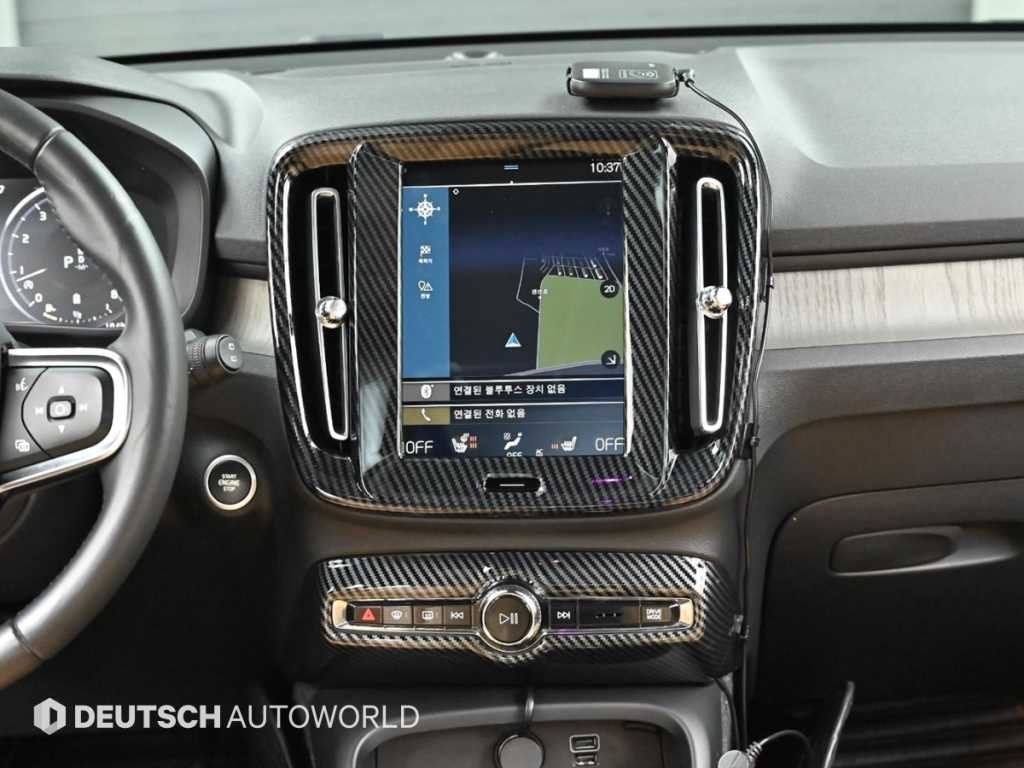볼보 XC40 B4 AWD R-디자인 이미지 14