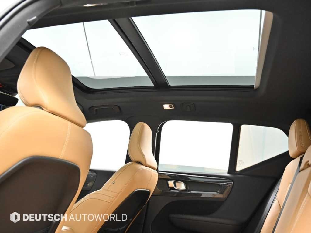 볼보 XC40 B4 AWD R-디자인 이미지 18