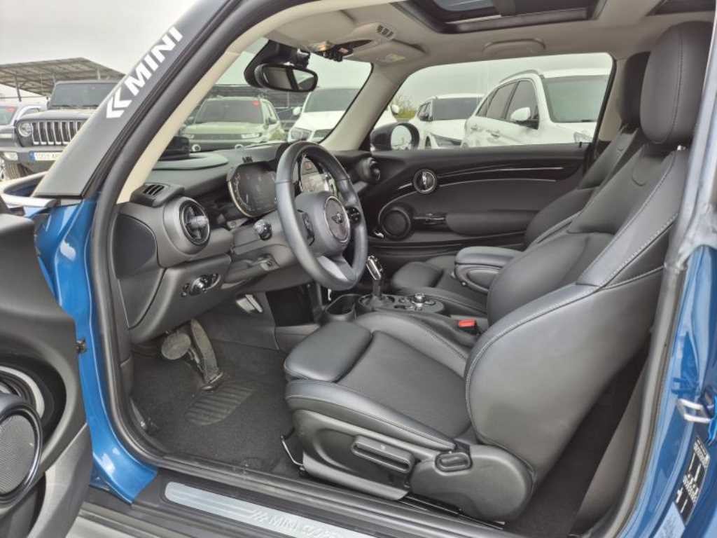 미니 쿠퍼 쿠퍼 S 클래식 3세대 이미지 5