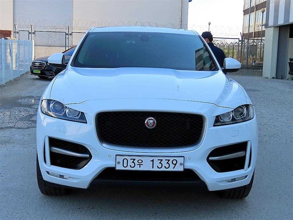재규어 F-PACE 20d R-Sport 이미지 1