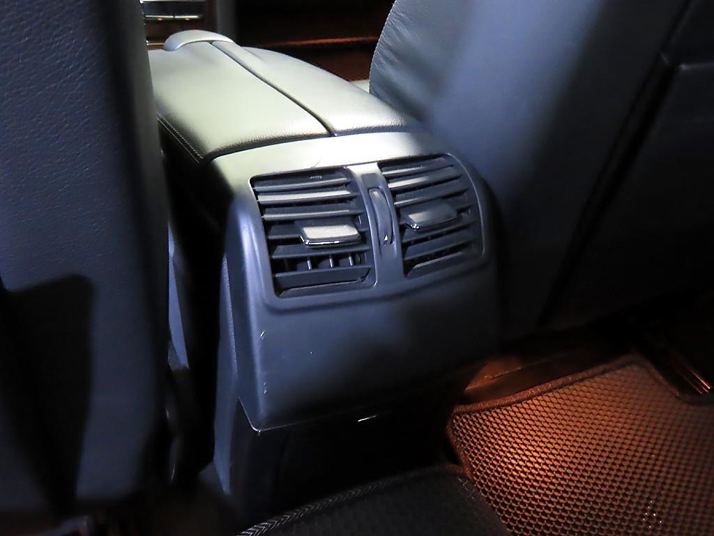 벤츠 E 클래스 E-클래스 W212 E300 엘레강스 이미지 16
