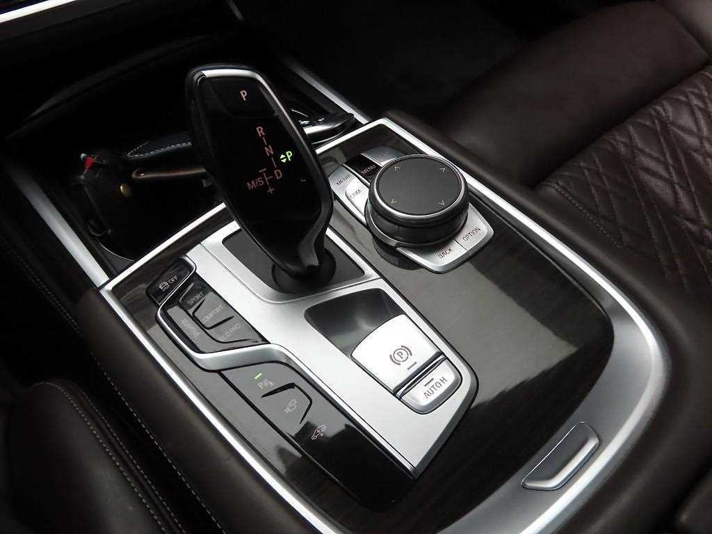 BMW 7시리즈 7시리즈 (G11) 740Li xDrive 디자인 퓨어 엑설런스 이미지 10