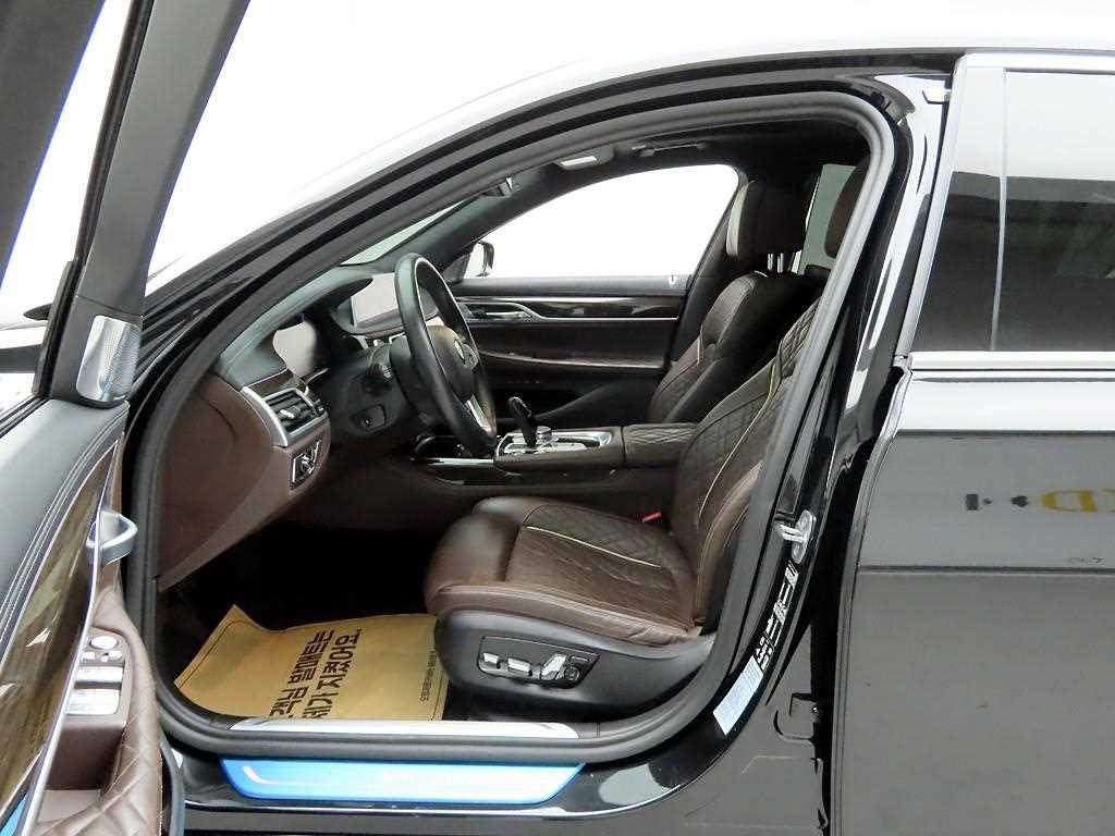 BMW 7시리즈 7시리즈 (G11) 740Li xDrive 디자인 퓨어 엑설런스 이미지 11