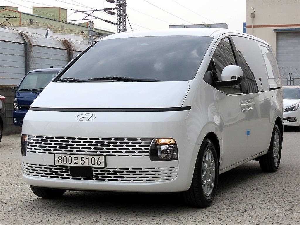 현대 스타리아 2WD 디젤 카고 모던 5인승 이미지 2