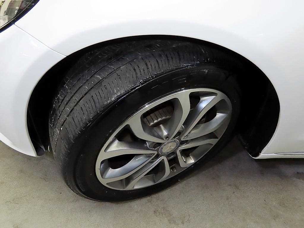 벤츠 C 클래스 C클래스 W205 C220 d 아방가르드 이미지 20