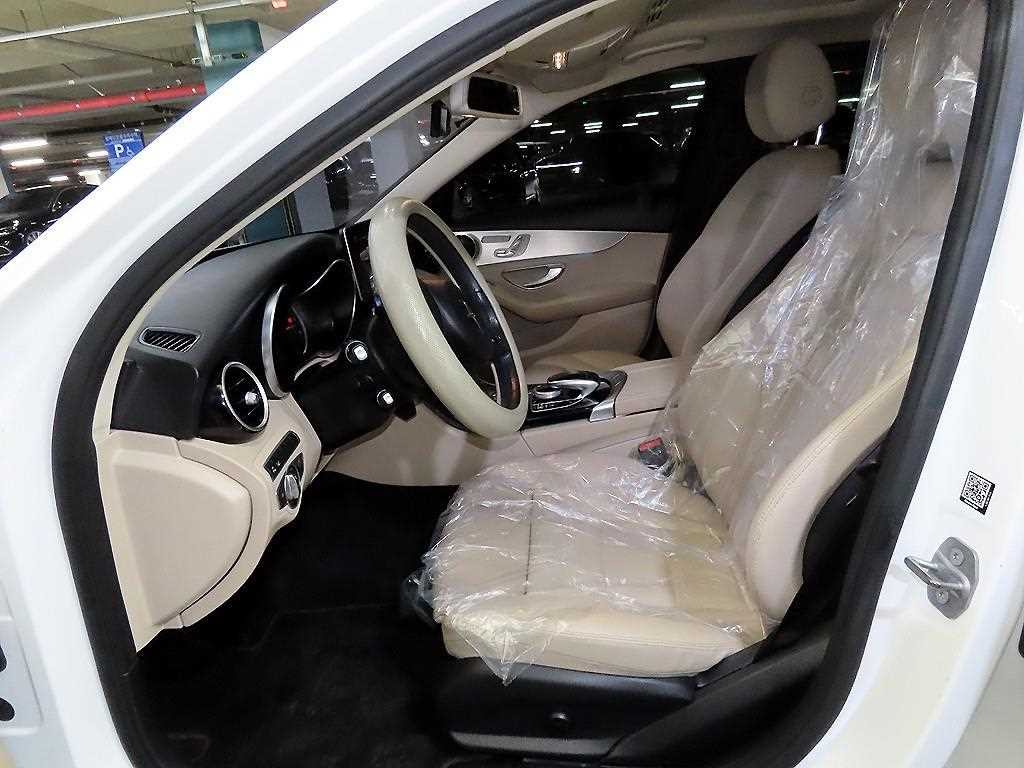 벤츠 C 클래스 C클래스 W205 C220 d 아방가르드 이미지 7