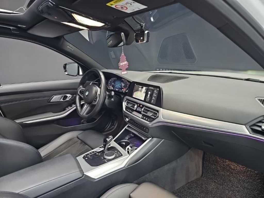 BMW 3시리즈 3시리즈 (G20) 320i M 스포츠 이미지 17