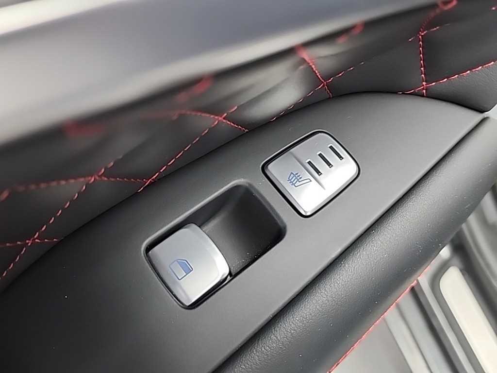 제네시스 G70 3.3T 스포츠 AWD 프레스티지 이미지 14