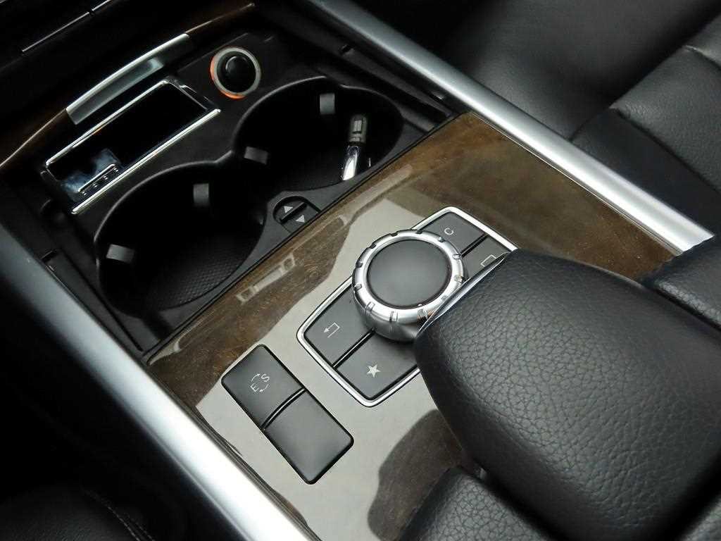벤츠 E 클래스 E-클래스 W212 E300 엘레강스 이미지 12