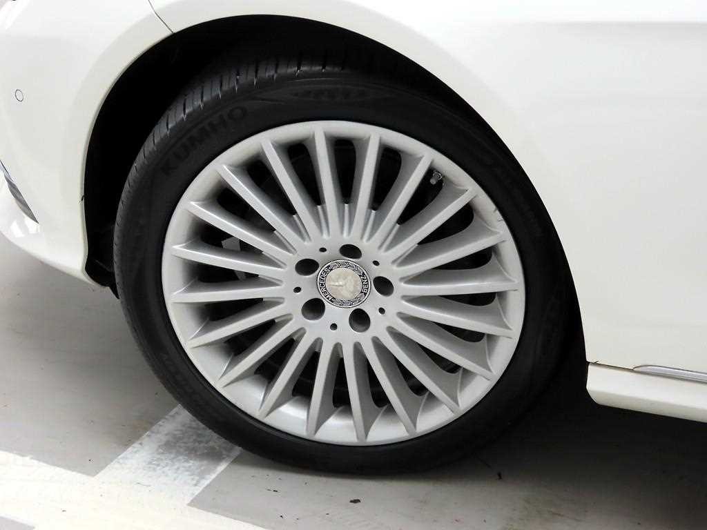 벤츠 E 클래스 E-클래스 W212 E300 엘레강스 이미지 19