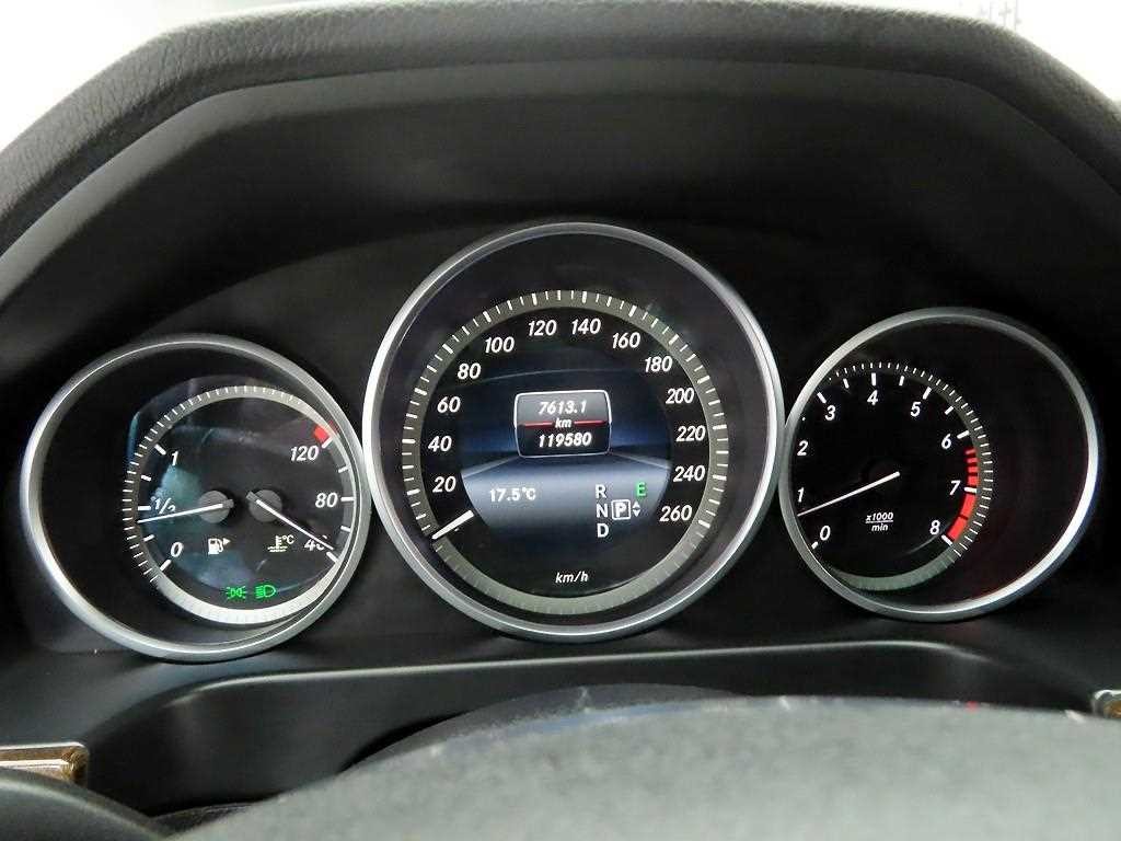 벤츠 E 클래스 E-클래스 W212 E300 엘레강스 이미지 5