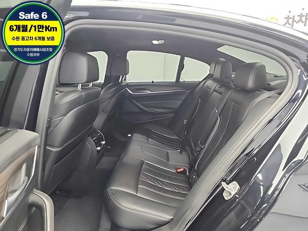 BMW 5시리즈 5시리즈 (G30) 530i xDrive M 스포츠 플러스 이미지 12