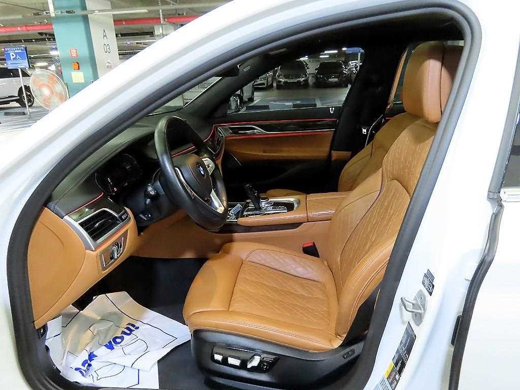 BMW 7시리즈 7시리즈 (G11) 745Le sDrive 디자인 퓨어 에디션 이미지 6