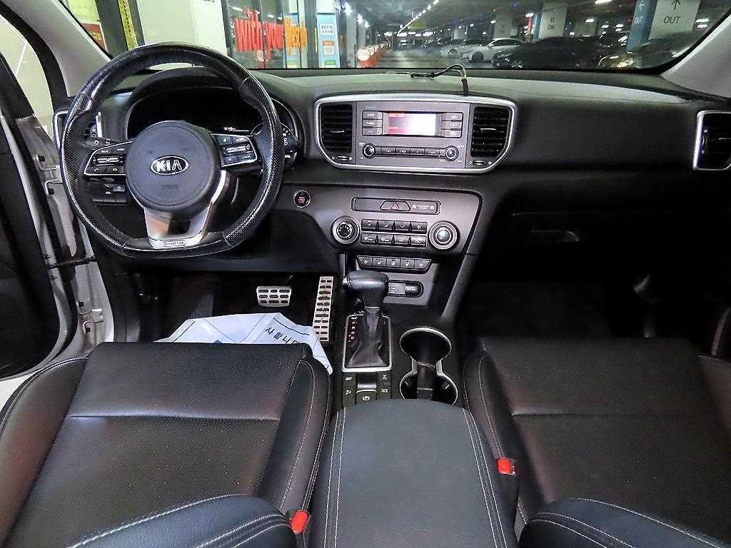 기아 스포티지 스포티지 더 볼드 1.6 디젤 4WD 프레스티지 이미지 10