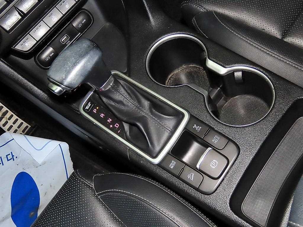 기아 스포티지 스포티지 더 볼드 1.6 디젤 4WD 프레스티지 이미지 12